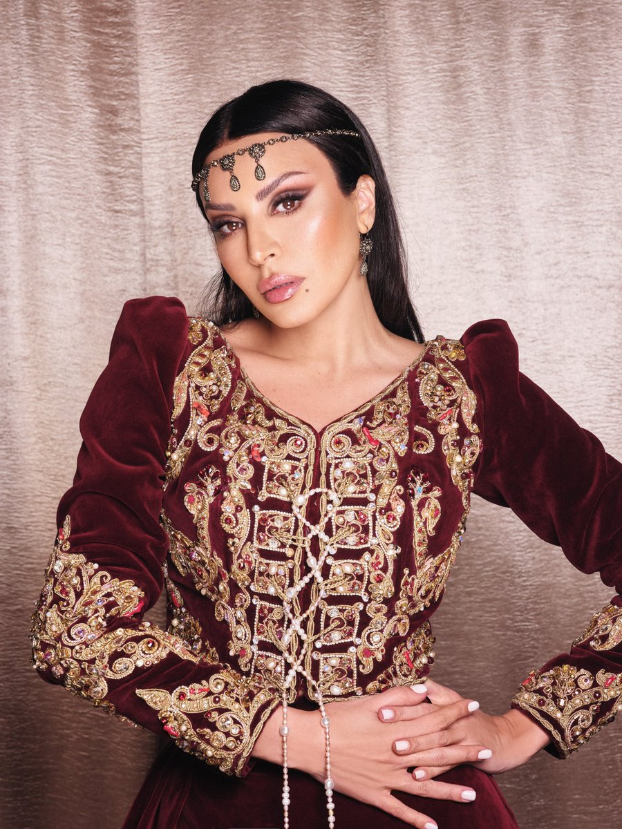 amelbouchoucha's tweet photo. وعلى سبيل الفخر: أنا جزائرية 🇩🇿

#اللباس_التقليدي_الجزائري #الكاراكو  #خيط_الروح #الحلي_الجزائري_التقليدي  #البس_جزائري_في_العيد
 #الجزائر_القارة #تحيا_الجزائر 
#الجزائر #algerie #algeria https://t.co/CKqndOFHQz