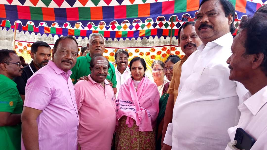 ThamizhachiTh's tweet photo. இன்று (22.04.2023), வேளச்சேரியில், @CMOTamilnadu @mkstalin அவர்களின் பிறந்தநாள் விழாவை முன்னிட்டு பசுமை வேளச்சேரி சார்பாக 700 மரக்கன்றுகள் நடும் விழாவில் கலந்துகொண்டேன்.
1/2 https://t.co/glDGtP41ru