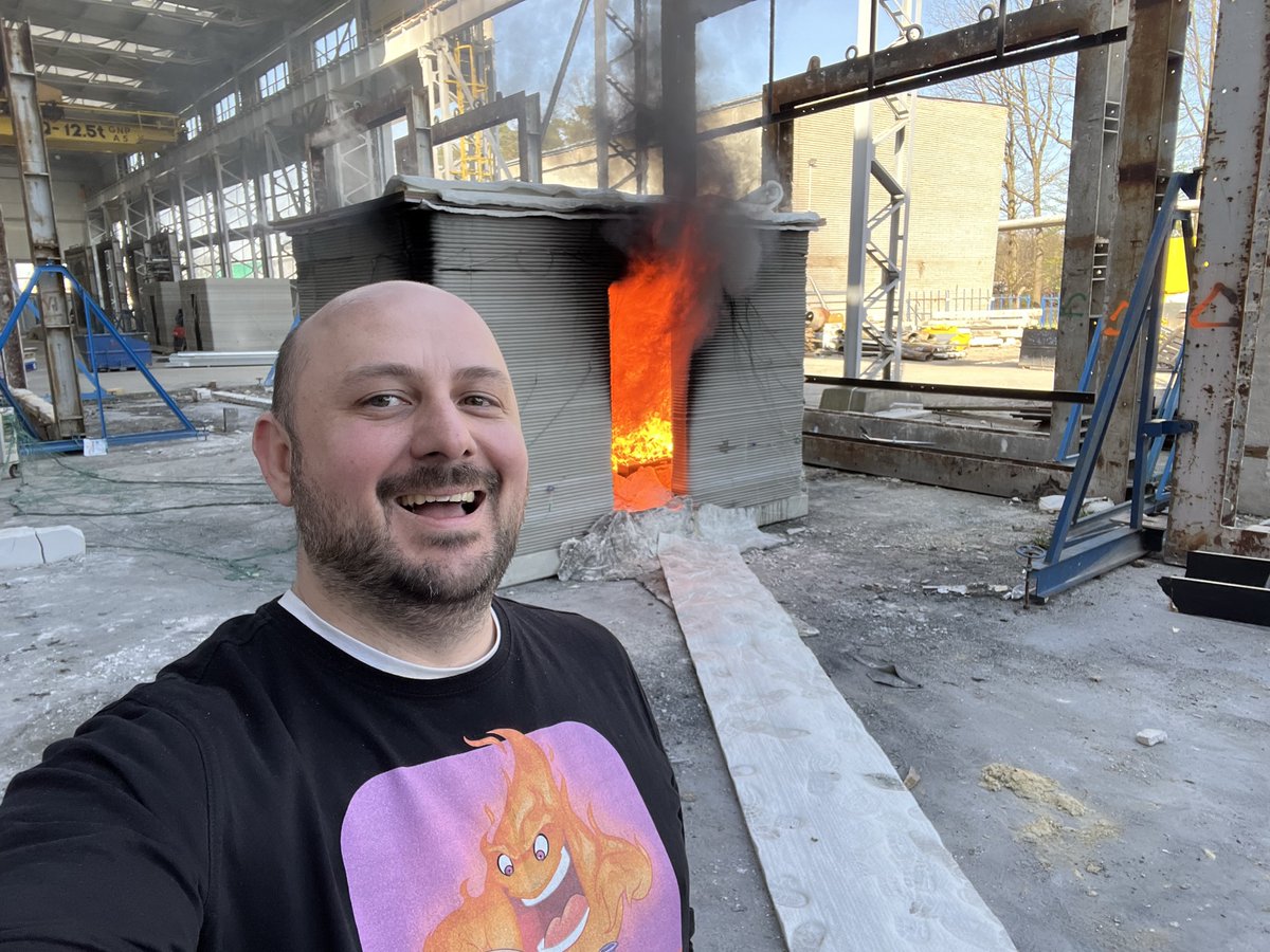 WojciechITB's tweet image. That feeling when for the first time you burn a #3DPC compartment and it goes quite different from what you have expected, or what the smaller scale has shown :)

Now to make papers. Avengers, ASSEMBLE @Paw_Sikora @Mateusz_Techman