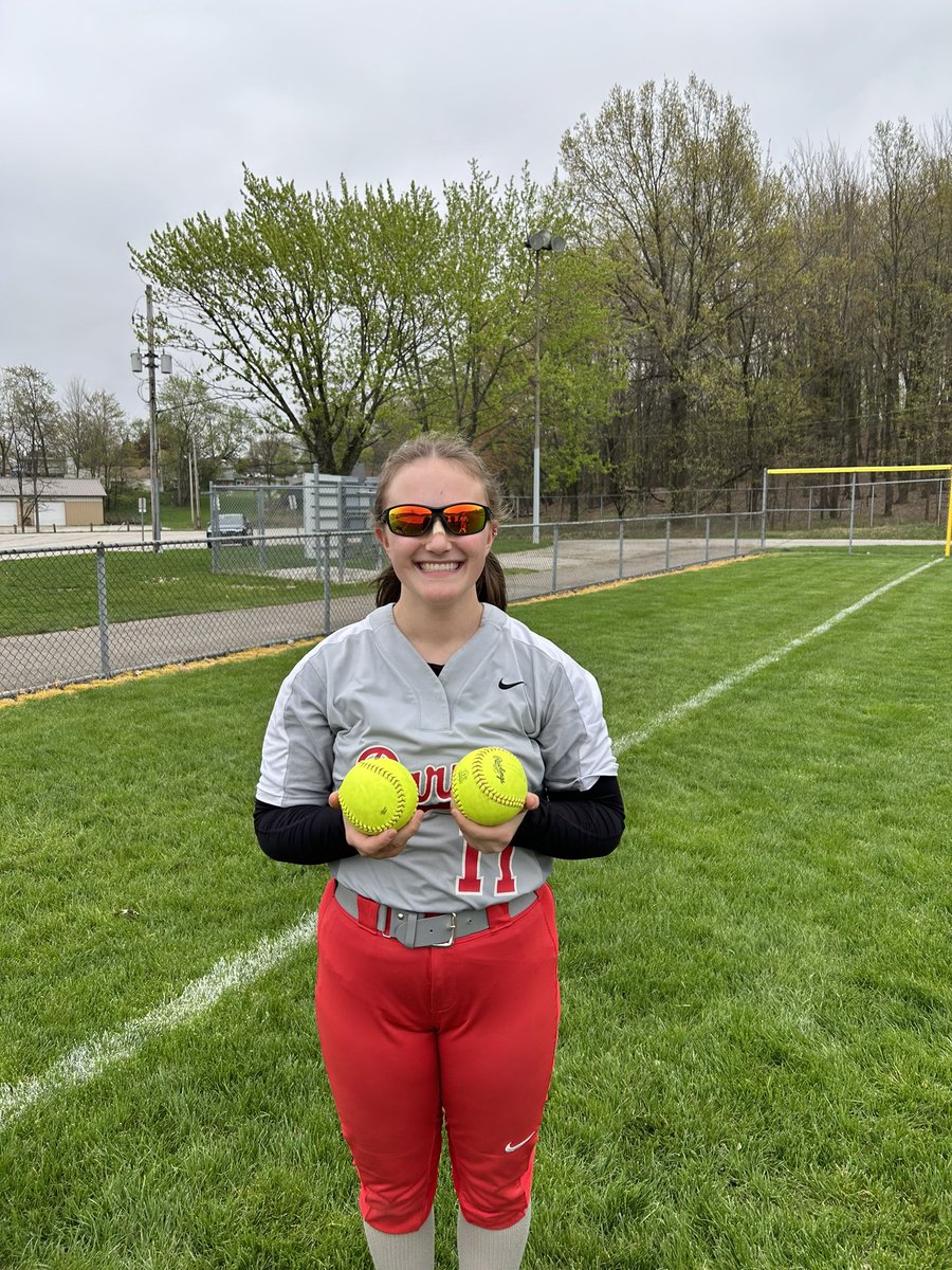 parmafastpitch's tweet photo. Congrats to our Senior Center Fielder Tori Wessel for hitting back to back home runs in yesterday’s game against John Hay! 💪🏼🥎🤩

Great ✨WIN✨Lady Redmen!
Final Score: 16-3 https://t.co/q8uViOjdGU