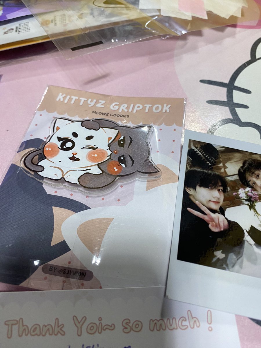 kris_service's tweet photo. { #kris_mail }

hii @from_sjywon super ganda po ng griptok niyo aidjisid will buy again soon if ever hehe thank you again

#love_gath https://t.co/N9dSYeQTuw