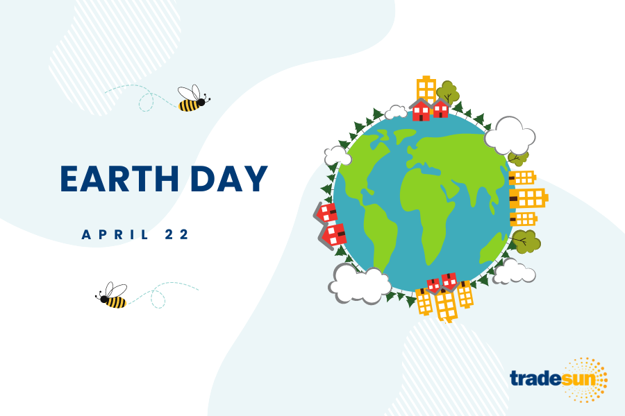 TradeSun's tweet photo. It's #EarthDay 🌏

Let's all take a moment to appreciate this planet.

🐝: Earlier this week, the TradeSun team took part in a bee relocation. Many of our team are experienced beekeepers with a deep appreciation for the vital role these pollinators play in our ecosystem. https://t.co/ntQIbmfJem