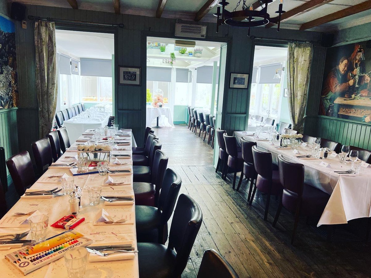 BrougeTW2's tweet photo. Christening celebration today at #Brouge 
#twickenham #hampton #teddingtontown https://t.co/BijnTN3a6S