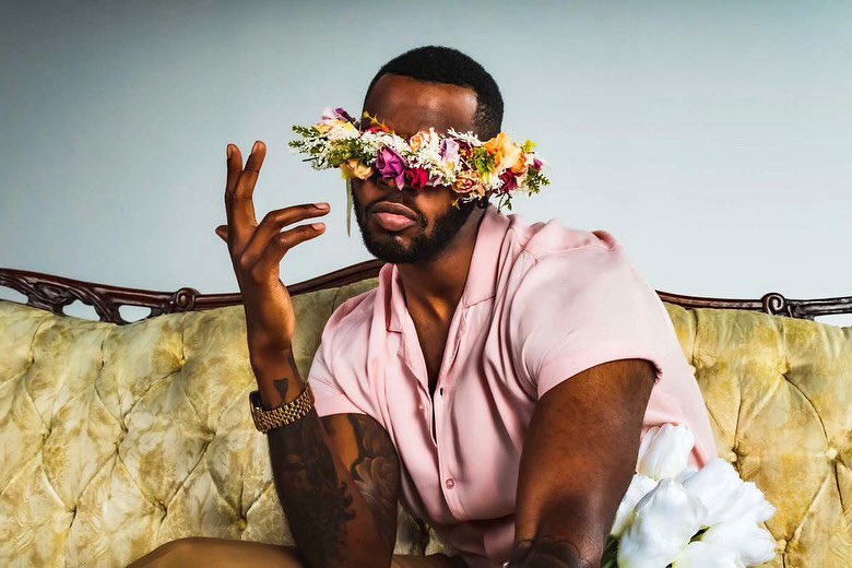 IMTHEHOWL's tweet photo. #Growth starts with how you see things. 🌸 #FLOWER #howlcooper #comedian #blackboyjoy https://t.co/OL0qNZJr3k
