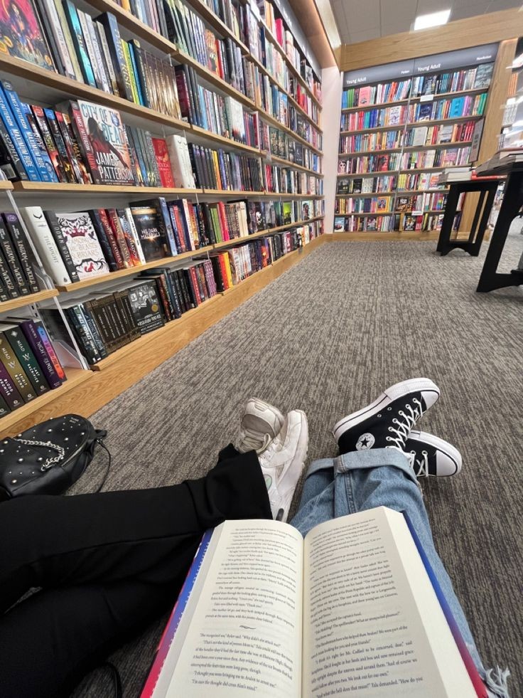 AcademiaDreams's tweet photo. library date https://t.co/rlK44KarAs