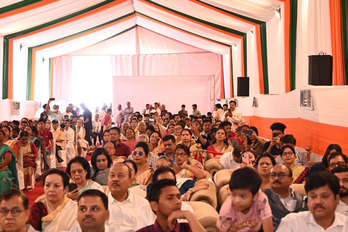 RanjeetkrDass's tweet photo. Glad to lay my presence in the cer. of "Laying of Foundation Stone of Assam House" at Sector 13,Dwarka,New Delhi,laid by HCM Dr. @himantabiswa accompanied by other Ministers.
#AssamHouse will serve the people who come from #Assam to #Delhi for treatment & educational purposes! https://t.co/VO2RD8D7GR