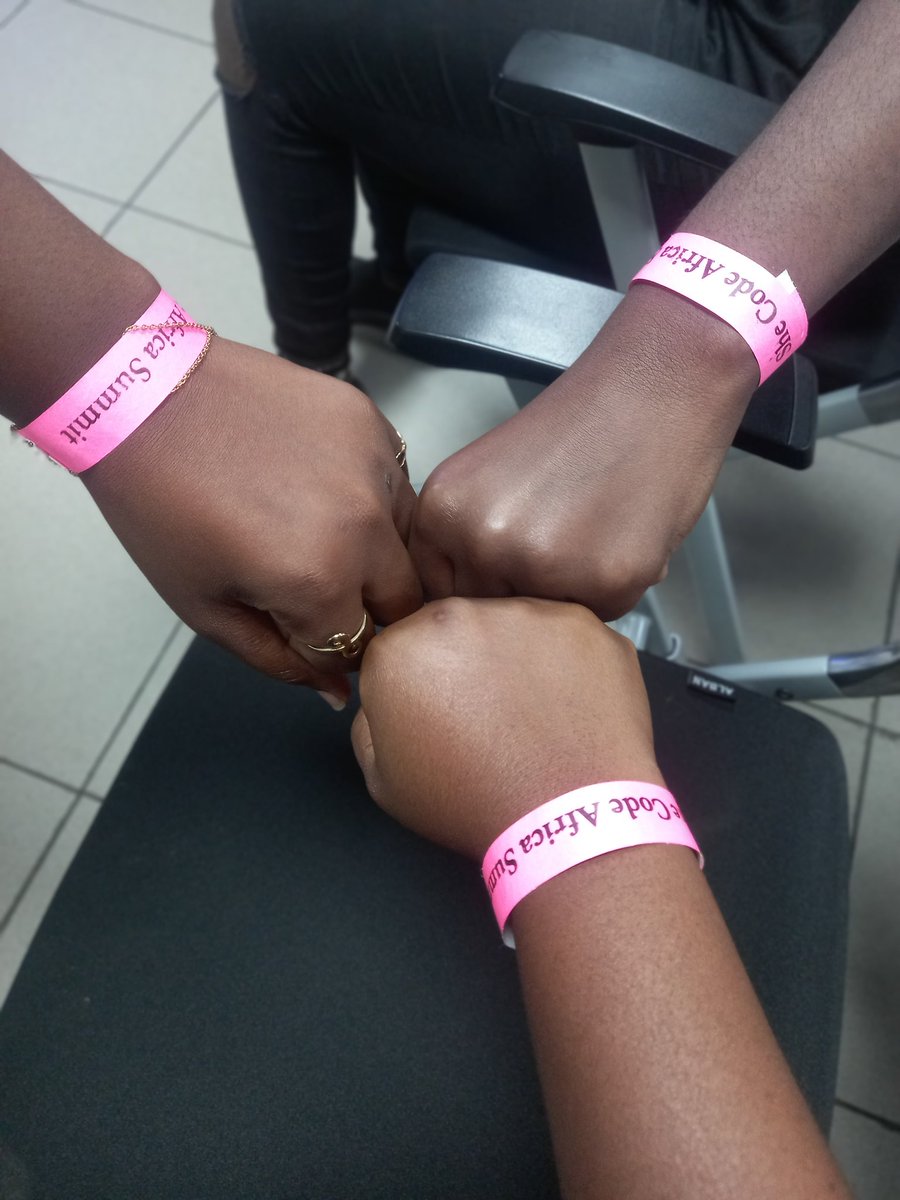 Vonkamon_Ali's tweet photo. We love SheCodeAfrica ❤️
#SCACommunityConnect
#SheCodeAfrica https://t.co/qlTjGVMyjG