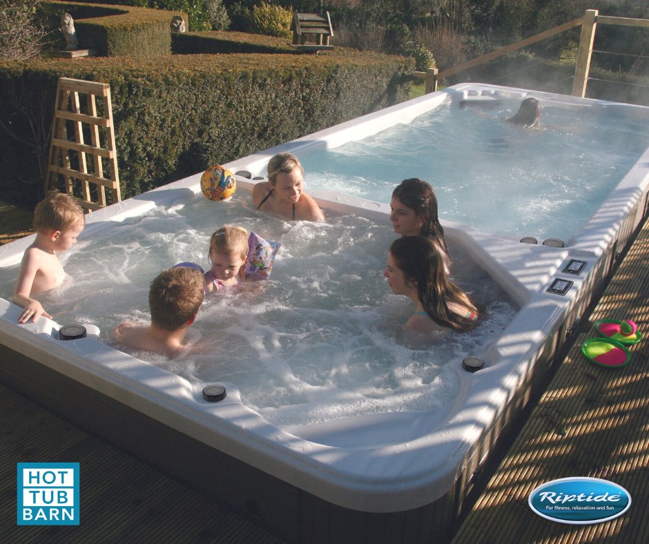 hottubbarnuk's tweet photo. The ultimate swim and spa package ✅

The Aqua Life 6.0 Duo allows you to enjoy the best of both worlds in one of the best combination pools available! 😍

https://t.co/3OPfqH1G0F 

#SwimSpa #ExercisePool #Garden #Home #LuxuryHome #HomeInspo #Pool #GardenInspo #Spring https://t.co/tzq3nMyqym