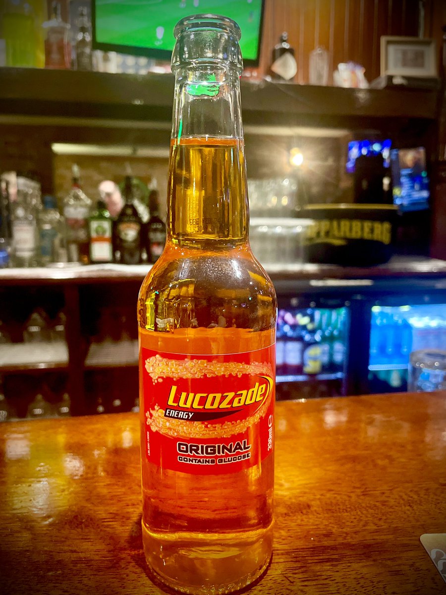 IrishMagicPR's tweet photo. Is this a new thing @LucozadeIreland in a long neck bottle in pubs ? 
#LucozadeLongNeck https://t.co/t29v9HTvrz