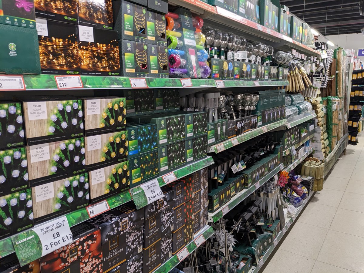 AlhambraCentre's tweet image. Get your garden Summer ready with @Poundstretcher1 🧑‍🌾

With planters and garden tools to make the most of your garden and twinkling lights and BBQ essentials for those warm Summer evenings 🙌

#Poundstretcher #GardenEssentials #BBQessentials