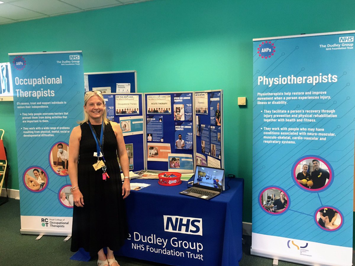 KarenLe08016942's tweet photo. Great to see the #AHP teams and #SupportWorkers @DudleyGroupNHS coming out in force to speak to local people about opportunities to work within the Trust 🤗 #OurTalentIsFindingYours https://t.co/GBfxnk9cPX