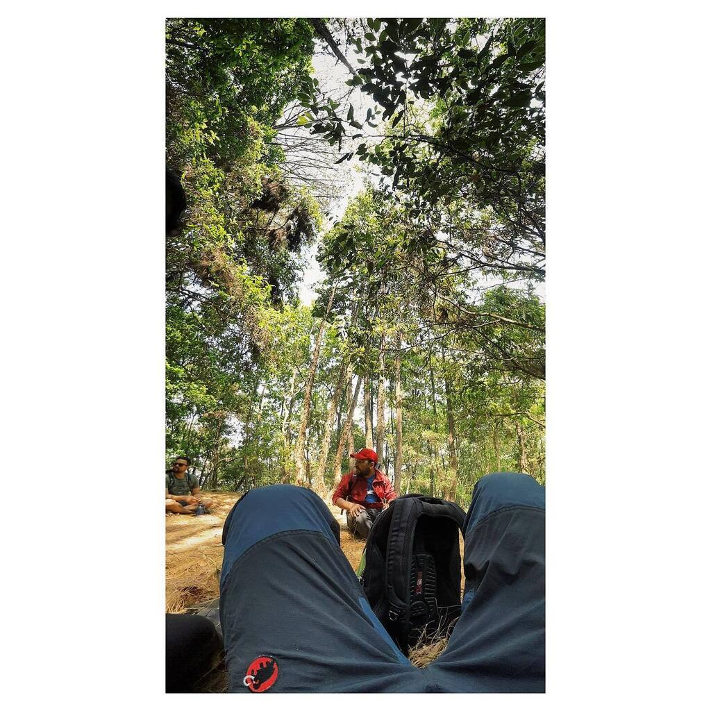 nepdud's tweet photo. 🧘‍♂️ https://t.co/rwPvZcM4mi https://t.co/QRs7Xp1SFq