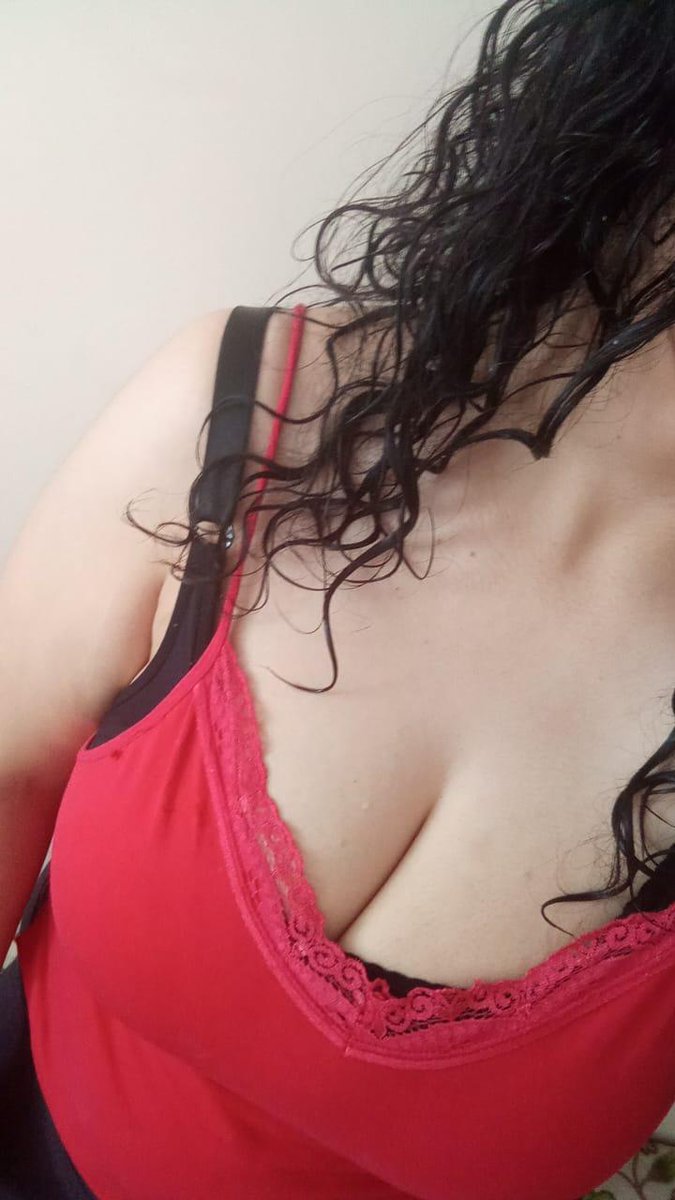evlibayan_35's tweet photo. Kocam evde yok duştan yeni çıktım iyi bayramlar herkese 💋💋♥️♥️
#izmir
#izmirbayan
#izmirevli
#izmirsex https://t.co/Zf2vkCUysK