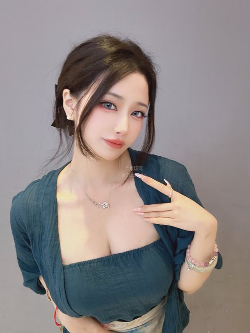 Twitterのコスプレ画像18