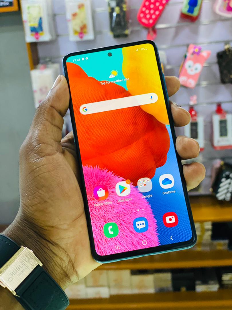 Michael86312006's tweet photo. Galaxy A51 storage 128GB ram 4GB fingerprint under display✅ price 380000 https://t.co/06VIzw2urs