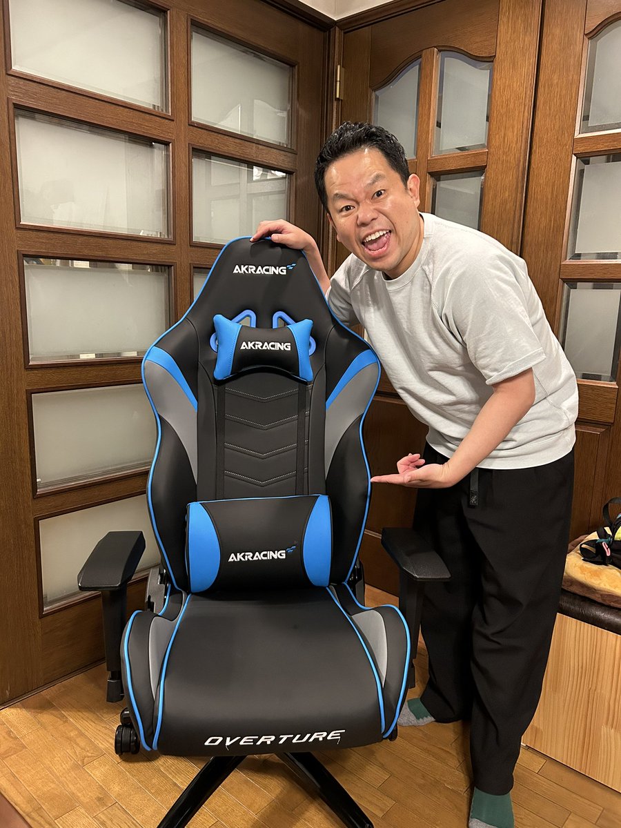 AKRACINGさんからゲーミングチェア提供していただきました！かっちょ 