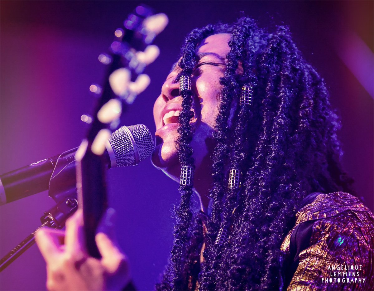 CurlyAngelique's tweet photo. #purplejam @grenswerkvenlo . honeur tribute to "his royal banners #Prince .
With #candydulfer #idanielsen #judithhill #philiplassiter https://t.co/RnboiL2JpH