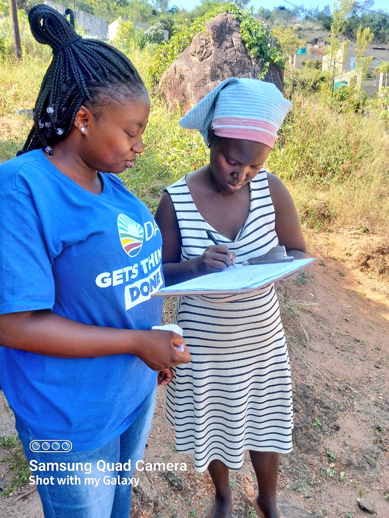 DA_Mpumalanga's tweet photo. 📑 Membership Drive in Mbombela Constituency💙
House to house, street to street, door to door siyeza!
#TheDAgetsThingsDone
Sign up to be a member of the party that Gets Things Done, the DA.
Visit https: https://t.co/DQHsZF72PS
#DAatWork #VoteDA https://t.co/TlmLLdfv9b