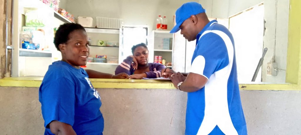 DA_Mpumalanga's tweet photo. 📑 Membership Drive in Mbombela Constituency💙
House to house, street to street, door to door siyeza!
#TheDAgetsThingsDone
Sign up to be a member of the party that Gets Things Done, the DA.
Visit https: https://t.co/DQHsZF72PS
#DAatWork #VoteDA https://t.co/TlmLLdfv9b