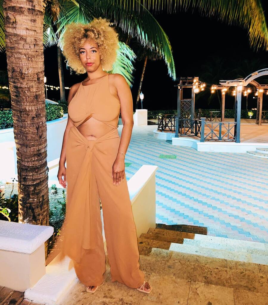 Jumpsuits that are long enough for me, are blessings! @andreaiyamah is always a hit! 

📍 @jewelgrandejamaica 

#onlocationwithlexi #montegobay #jamaica instagr.am/p/CrVh6_JMqoz/