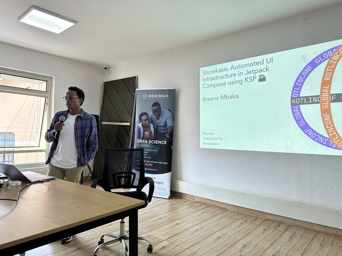 wangerekaharun's tweet image. @BreensR talking about Showkase at #KotlinConfGlobal Nairobi edition 

@254androiddevs @kotlinkenya