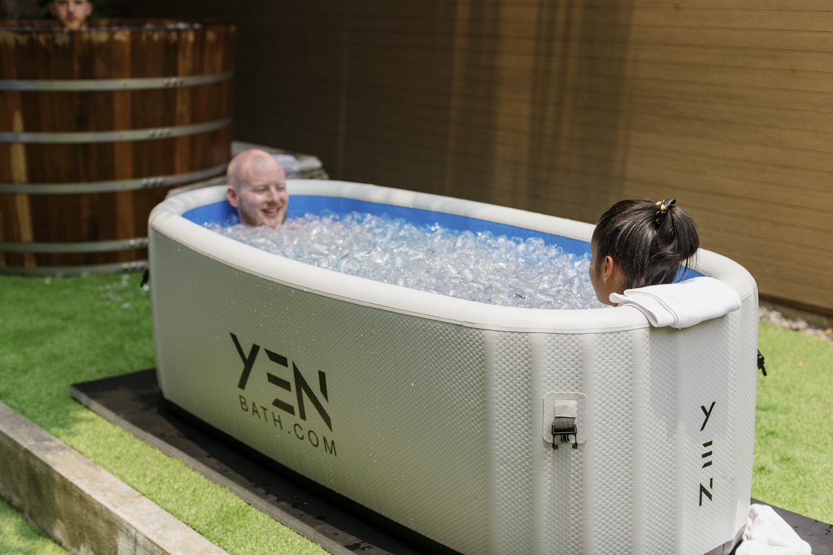 yen_bath's tweet photo. The Yen Bath https://t.co/rRkimhvuEr https://t.co/724LzgtxVf