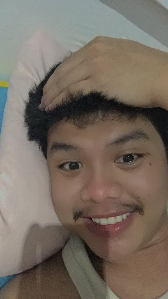 anselaaaaa13's tweet photo. four pics<3 https://t.co/geG2Fm2FbU