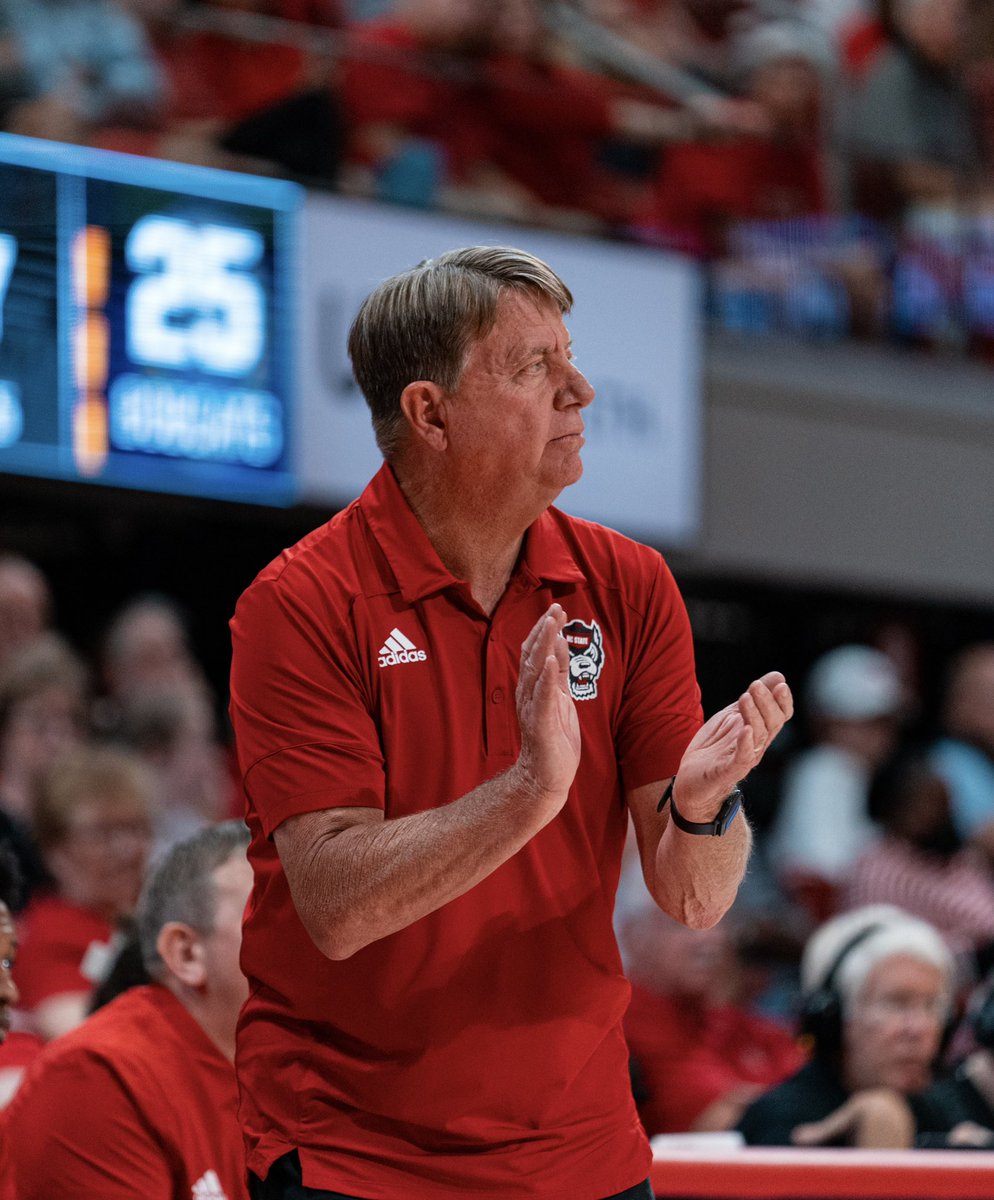 PackWomensBball's tweet photo. Help us show our fearless leader allllll the love ❤️ 

Happy Birthday, @WolfpackWes! https://t.co/NzAsnPowTV