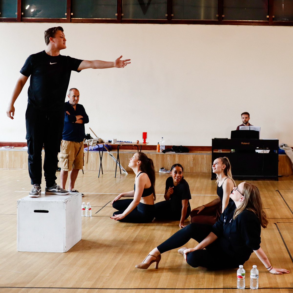mpaauk's tweet photo. It’s an exciting time at @mpaauk as it’s show term! 🌟
Students are starting to work on their Song and Dance Show with different choreographers and creatives. Here they are rehearsing last years show ‘Sweet Charity’ with director @nickywasp
#industryledlearning #musicaltheatre https://t.co/HMSwoYgGv3