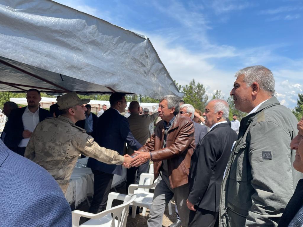 Kaymakamımız Sayın Mehmet Furkan TAŞKIRAN Höyük Köyü 10. Geleneksel Bayramlaşma Şöleni Toplantısına katıldı.