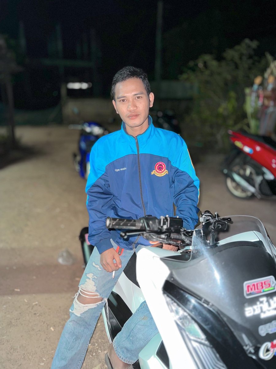 na07374751's tweet photo. อยากโดน ก็ทักมา😜💦
#ศรีสะเกษ https://t.co/ZOIySzrjqc