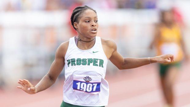 ICYMI: 51.83! Lauren Lewis of Prosper runs a 51.83 400 at Area 6A 5-6 to set the All-Time Texas High School Time, moving ahead of Brandi Cross from 2006. @PISD_Athletics @ProsperXCTrack @DMNGregRiddle [pic by @TXMileSplit]