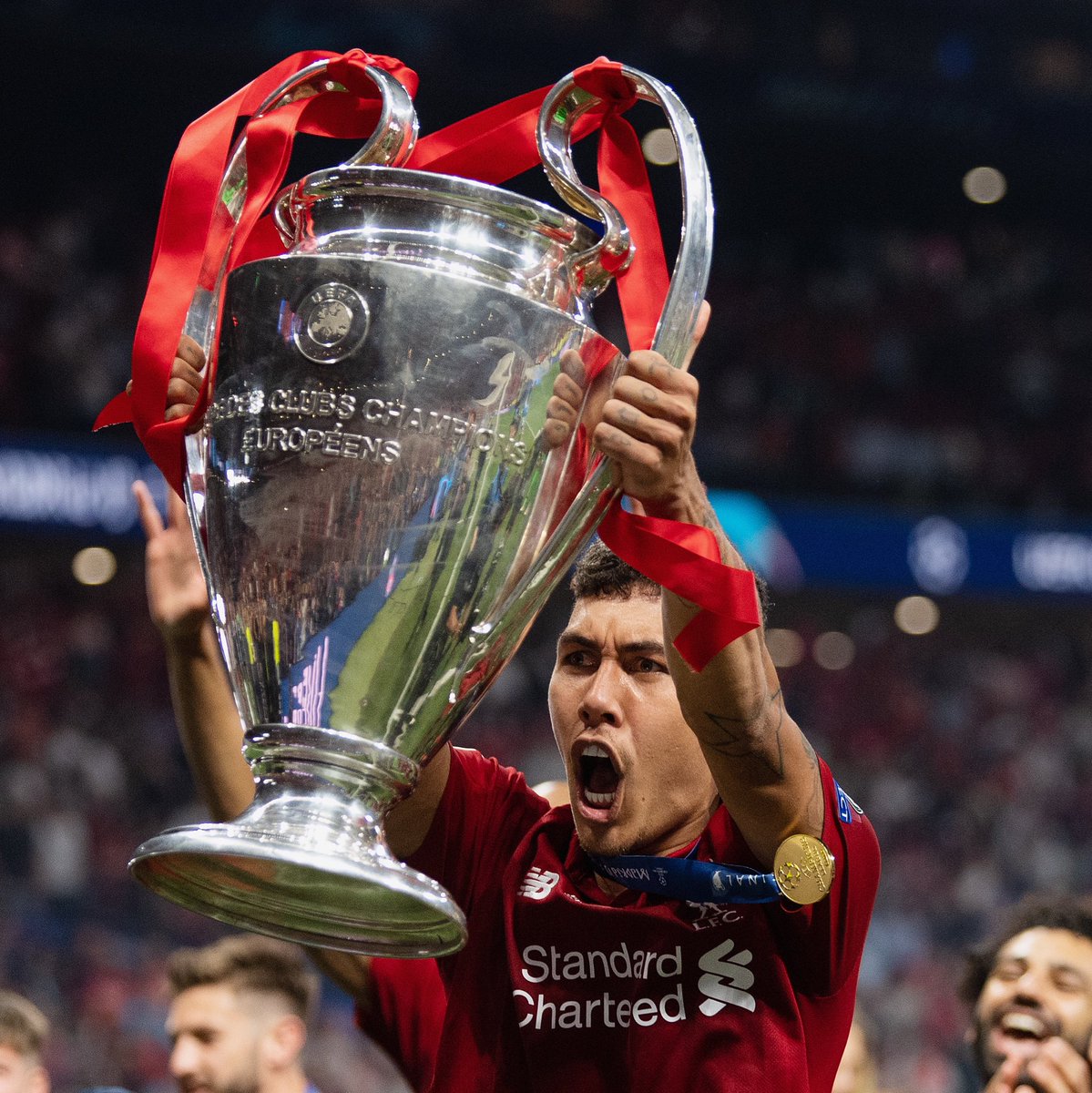 FabrizioRomano's tweet photo. Understand there’s nothing agreed or signed between Roberto Firmino and Barcelona at this stage. 🇧🇷 #FCB

It’s not even advanced deal — just name discussed internally. Barça priorities are Iñigo, Gündogan, of course Messi.

Firmino, still exploring options — no decision made yet. https://t.co/Ekv328XDWu