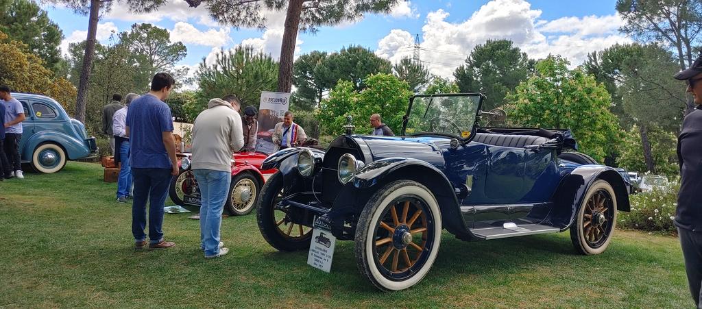 MovActual's tweet image. Para los que dicen no al coche 🤔🤔🤔🤔 #autopia