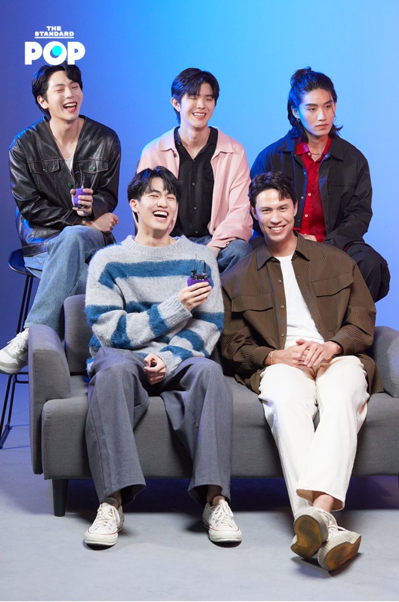 meowpeijin's tweet photo. รูปนี้คือ....เซ้นต์ดีเลย์อยู่ใช่มั้ยลู๊ก! 🤣🤣🤣🤣

#POPLivexStepByStep 
#POPLive #ค่อยๆรัก 
#saintprm #ManTrisanu 
#BenBunyapol  #uppoompat
#vinwindvin https://t.co/gKoFiJYVGK