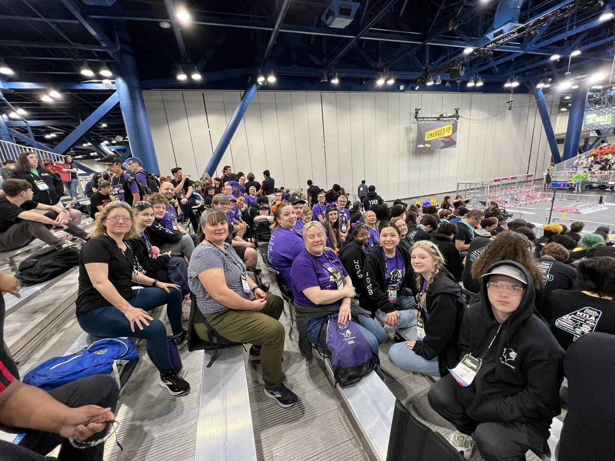 It’s almost ⏰ for alliance selections at the #firstchampionship! We’re having fun &amp; we’re meeting teams from all over the world. Let’s go, Beak Squad! 💜🤖🦅 #gochca