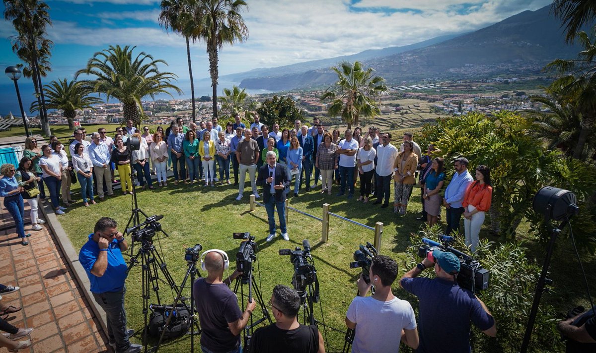 cctenerife's tweet photo. 🏴󠁧󠁢󠁳󠁣󠁴󠁿.@coalicion asume un compromiso “firme y claro” con el Norte de Tenerife ante el “abandono y la desidia” del PSOE. (HILO) https://t.co/eC1gxc5C1l
