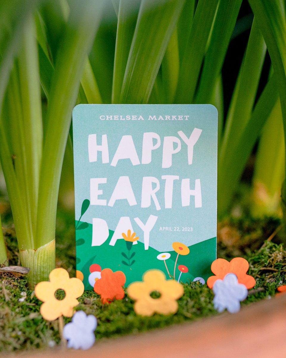 Grow with us this Earth Day and stop by the Market for our DIY Earth Day inspired craft table. Decorate your own flower pot and pick up complimentary seeded paper flowers embedded with annual and perennial wildflower seeds. #HappyEarthDay #ChelseaMarketNY 🌎🌷
