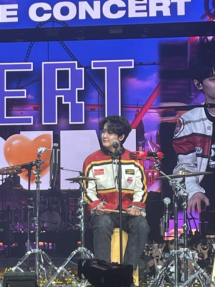 기여운 광일이..