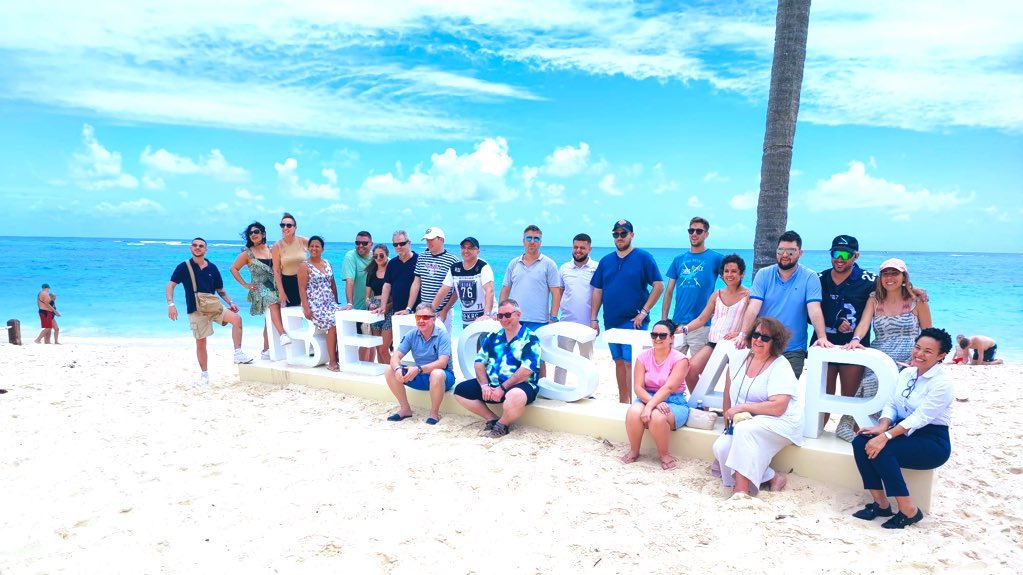 World2Meet's tweet photo. ¡Fin de semana! Pero de formación constante 🙌
✅ Famtrip @AirmetGrupo en Punta Cana con @World2FlyHelp y Newblue
✅ Formatrip en Tenerife con #InclusiveCollection y #Newblue
✅ Formatrip #W2MPRO y #GrupoGea en Costa de la Luz
#NeweraW2M #TravelSapiens #AgentesdeViajes https://t.co/OfEpGGVkvY