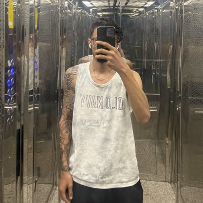 46MAGICC's tweet photo. #NewProfilePic https://t.co/zeRusp9SUg