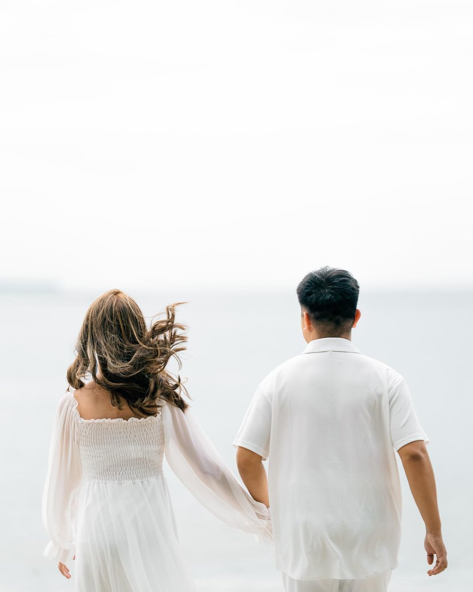 frnzlloyd's tweet photo. Feeling more optimistic about a brighter year with a light and airy photographs.  #CaptureWonderfulMemories https://t.co/HmpScvnfbr