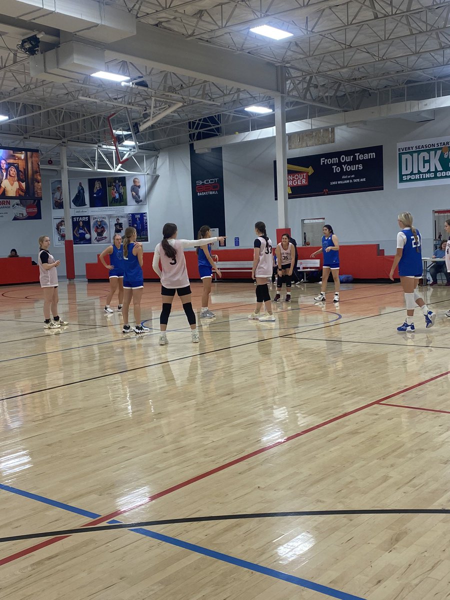 gunterladyhoops's tweet photo. It’s game time! 😤 Thanks @lacibracewell and @Coach_Hart1! https://t.co/FpH509eATZ