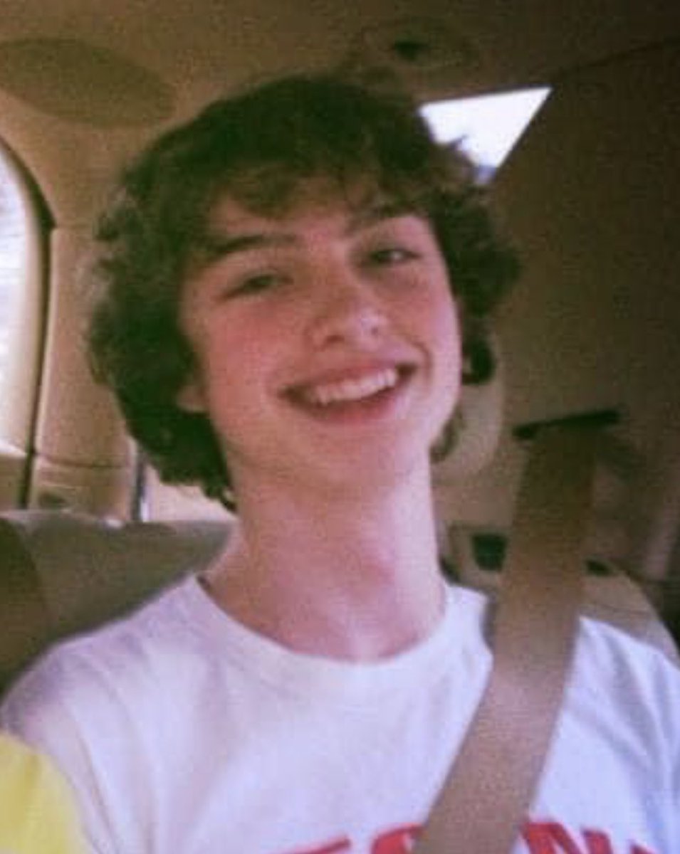 11ChaseK11's tweet photo. Anybody know a good place to get their hair curled https://t.co/Tdpg5YiRpK