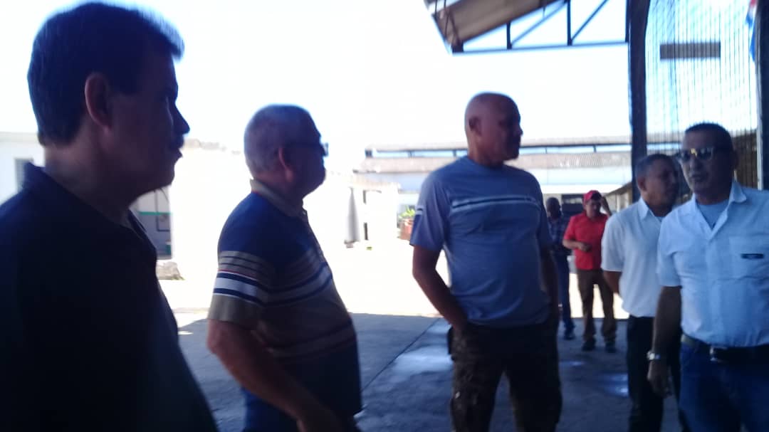 <a href="/motorcentrocuba/">MotorCentroCuba</a> #Camagüey mantiene la instalación en excelentes condiciones, durante el recorrido intercambiamos con su dirección sobre los servicios que se brindan.

<a href="/MitransCuba/">Ministerio del Transporte de Cuba</a>
<a href="/cuba_gea/">GEA - Grupo Empresarial de Transporte Automotor</a>