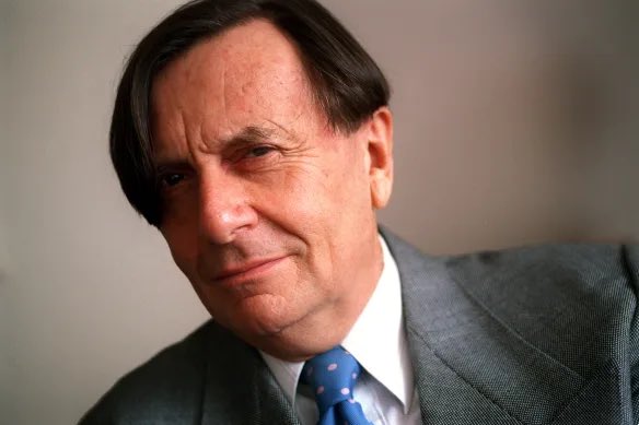 supertanskiii's tweet photo. Barry Humphries was a childhood favourite, an exceptional performer, fearless satirist, comedian and Dada artist. When people are that talented you don’t just mourn them, you mourn their characters. There will never be another Dame Edna or Les Patterson. 

Rest riotously, Barry. https://t.co/DglWBechVz