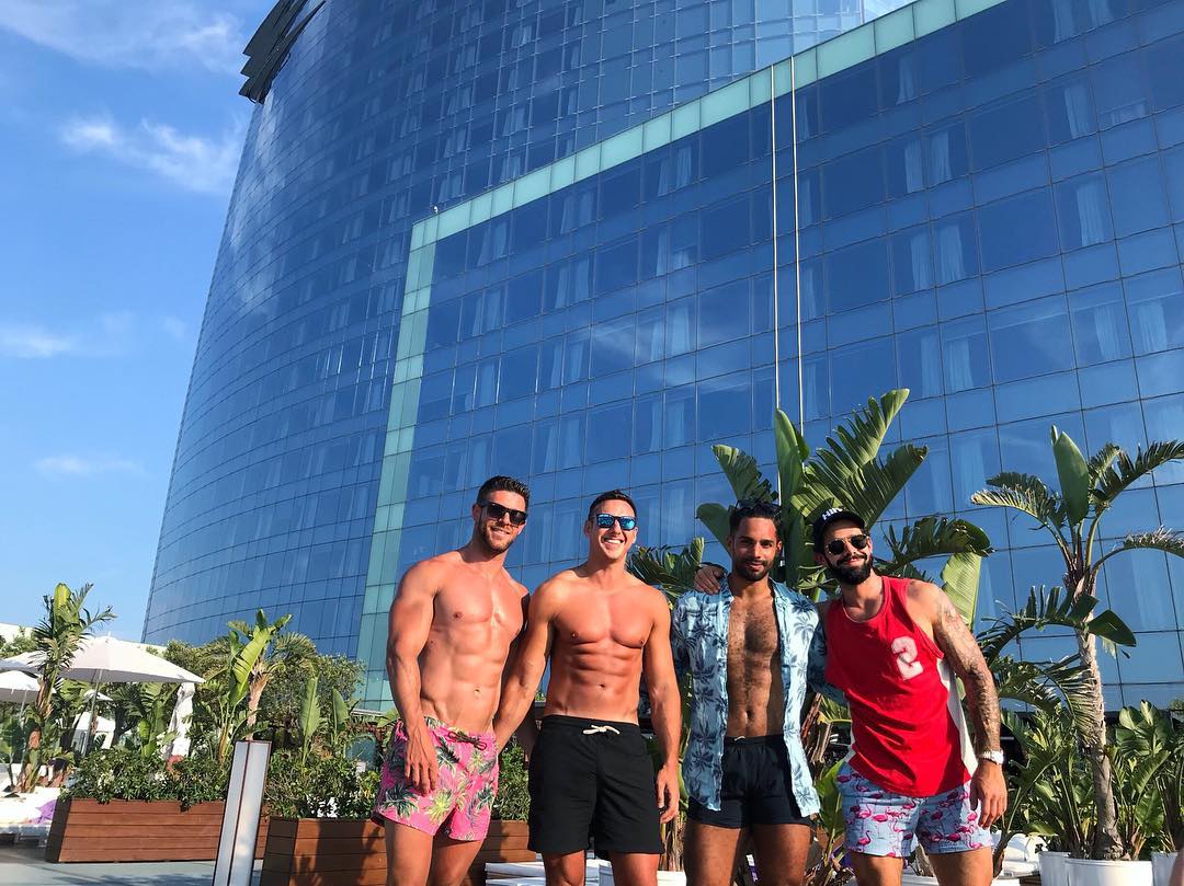 happygaytravel's tweet photo. 12 Days Spain Gay Tour
https://t.co/3hk1A9e8WF

Imagine the sound of live music filling the streets, the taste of wine and tapas on a patio in the Spanish sun, all surrounded by the exotic heartbeat of authentic Spain. We've all seen our friends' photos of the stunning architectu https://t.co/gmPCnwlsfT