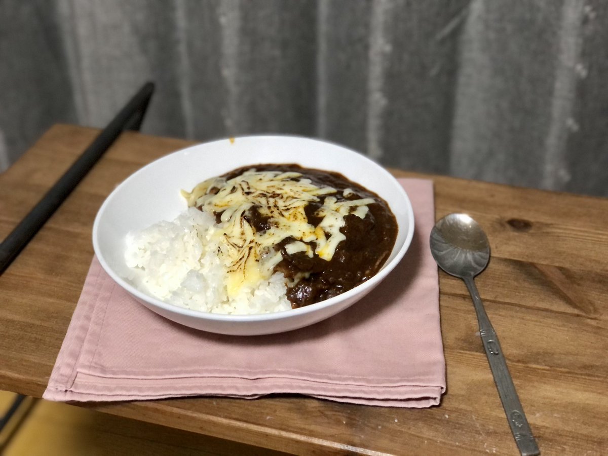 OG58867319's tweet photo. 炙りチーズはうまい。

大盛りカレーで１週間を締めくくる😚

ごちそうさまでした😋 https://t.co/kD4opY9gCD