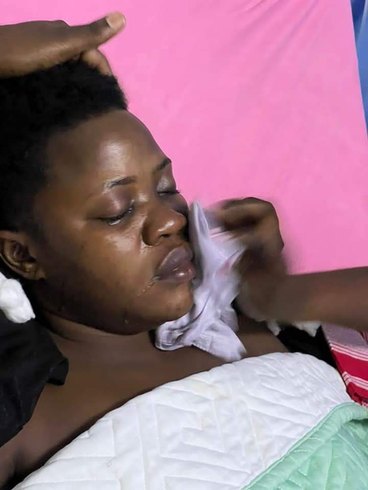 MathiasMpuuga's tweet photo. Hon @SusanMugabi the Woman MP for Buvuma has been hospitalised since April 21 after overzealous @PoliceUg officers in their usual brute show of force broke up her belated Women's Day celebrations just like they did in Mityana &amp; Kiboga districts last month. 1/2 https://t.co/lNVXv8oKCQ