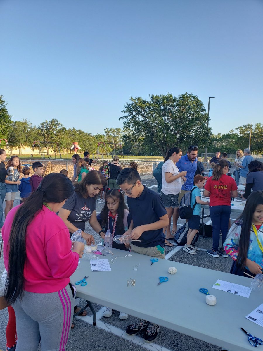 MissTMPinFL's tweet photo. @PoincianaCCPS PES families had the opportunity to create a bird feeder with recycled bottles and @evergfoundation visited to help educate and even stayed for presentations! #EarthDay #earthday2023 #everglades Thank you to everyone who came out and @PESCouncil and ambassadors! https://t.co/3e46onUmr9